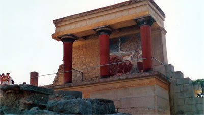 Palast v. Knossos